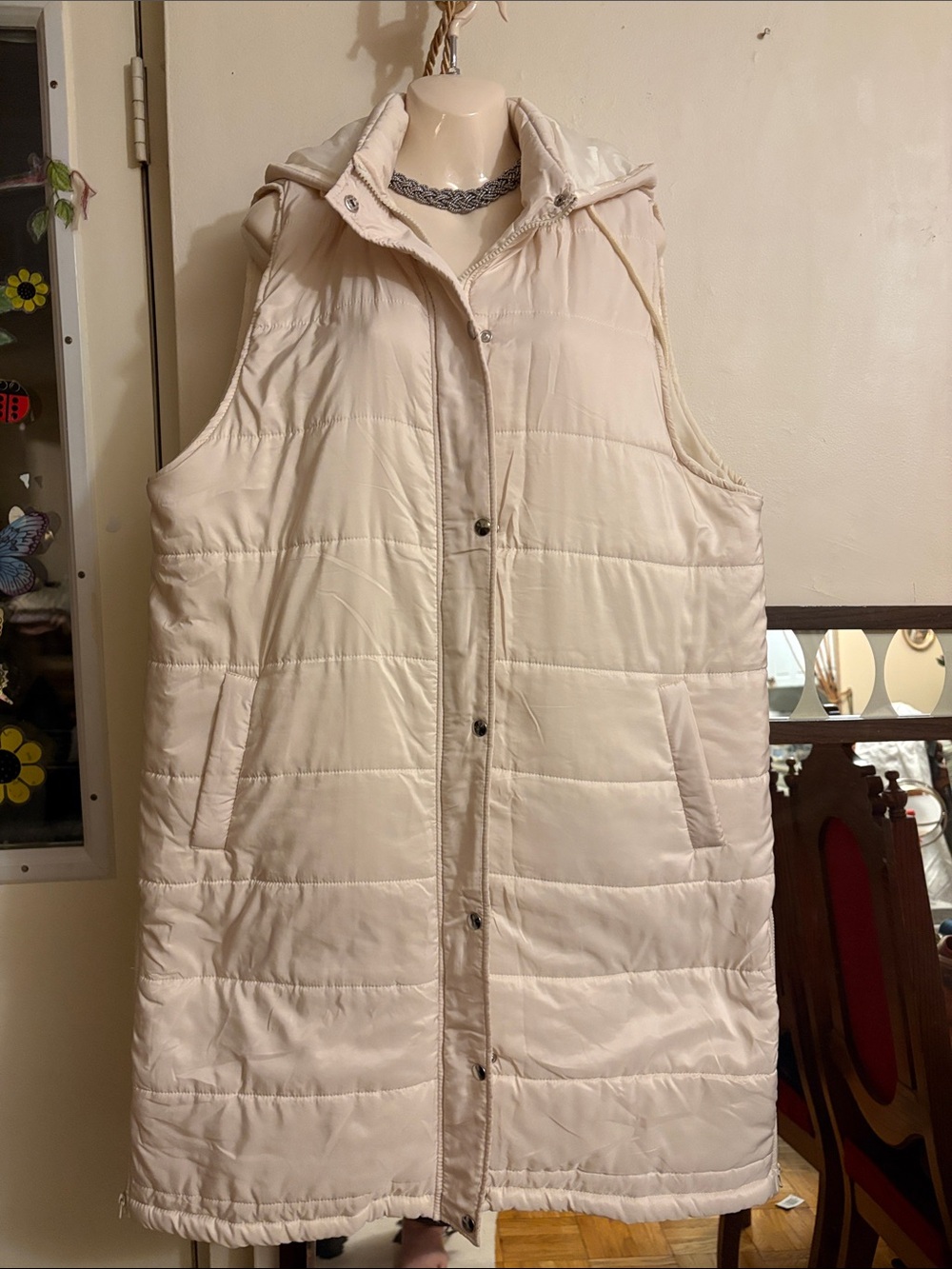 Sleeveless Quilted Puffer Vest in Cream